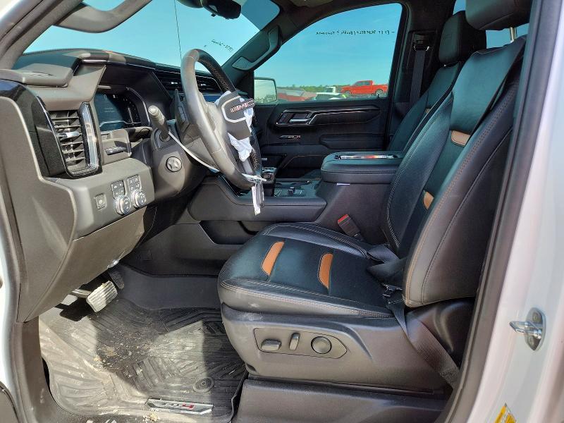 2022 GMC Sierra K1500 AT4