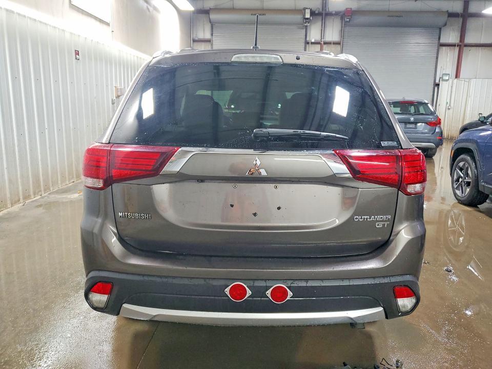 2016 Mitsubishi Outlander gt