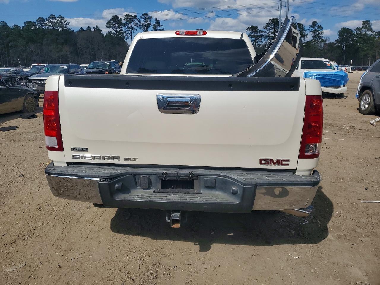 2011 GMC Sierra