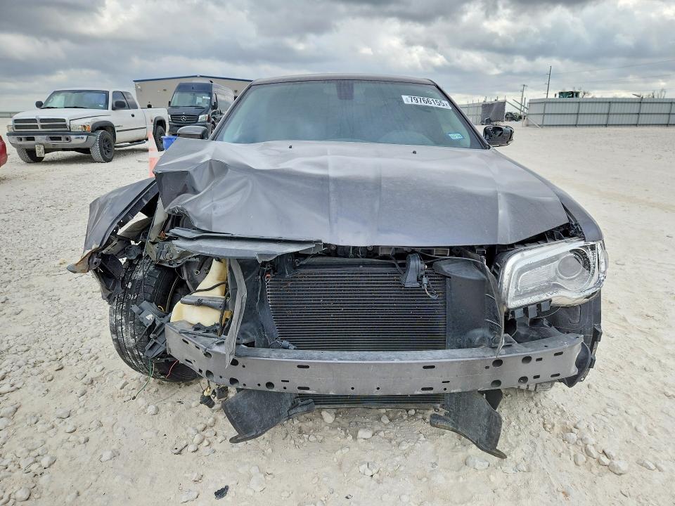 2021 Chrysler 300 Touring