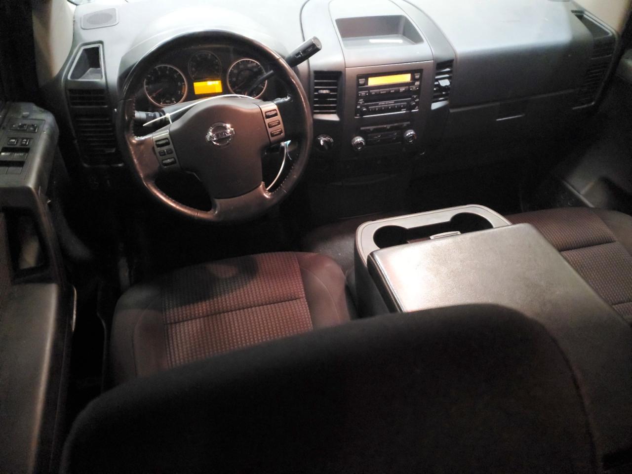 2009 Nissan Titan XE