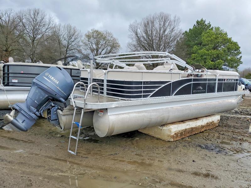 2014 Bennington Marine BOAT2375 G Series-Boat