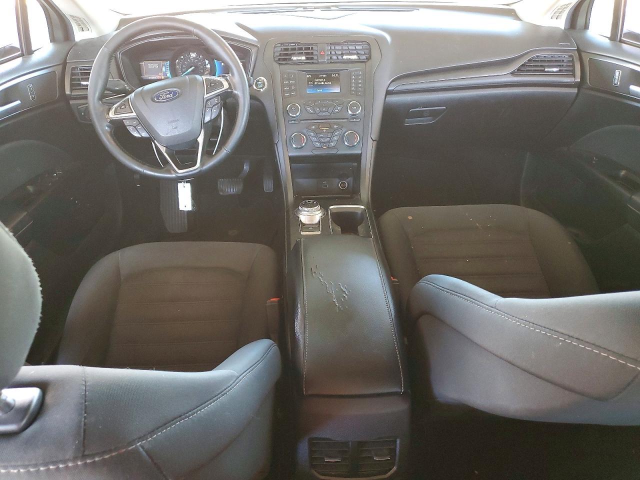 2018 Ford Fusion se Hybrid