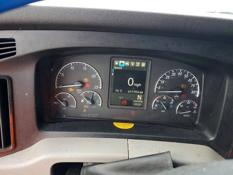 2020 Freigliner 2020 Freightliner Cascadia 126 Semi Truck