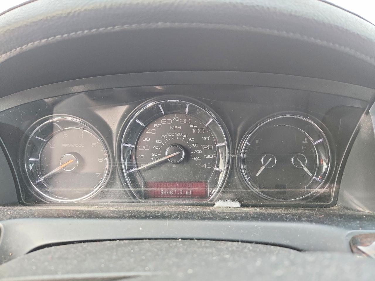 2011 Lincoln MKS