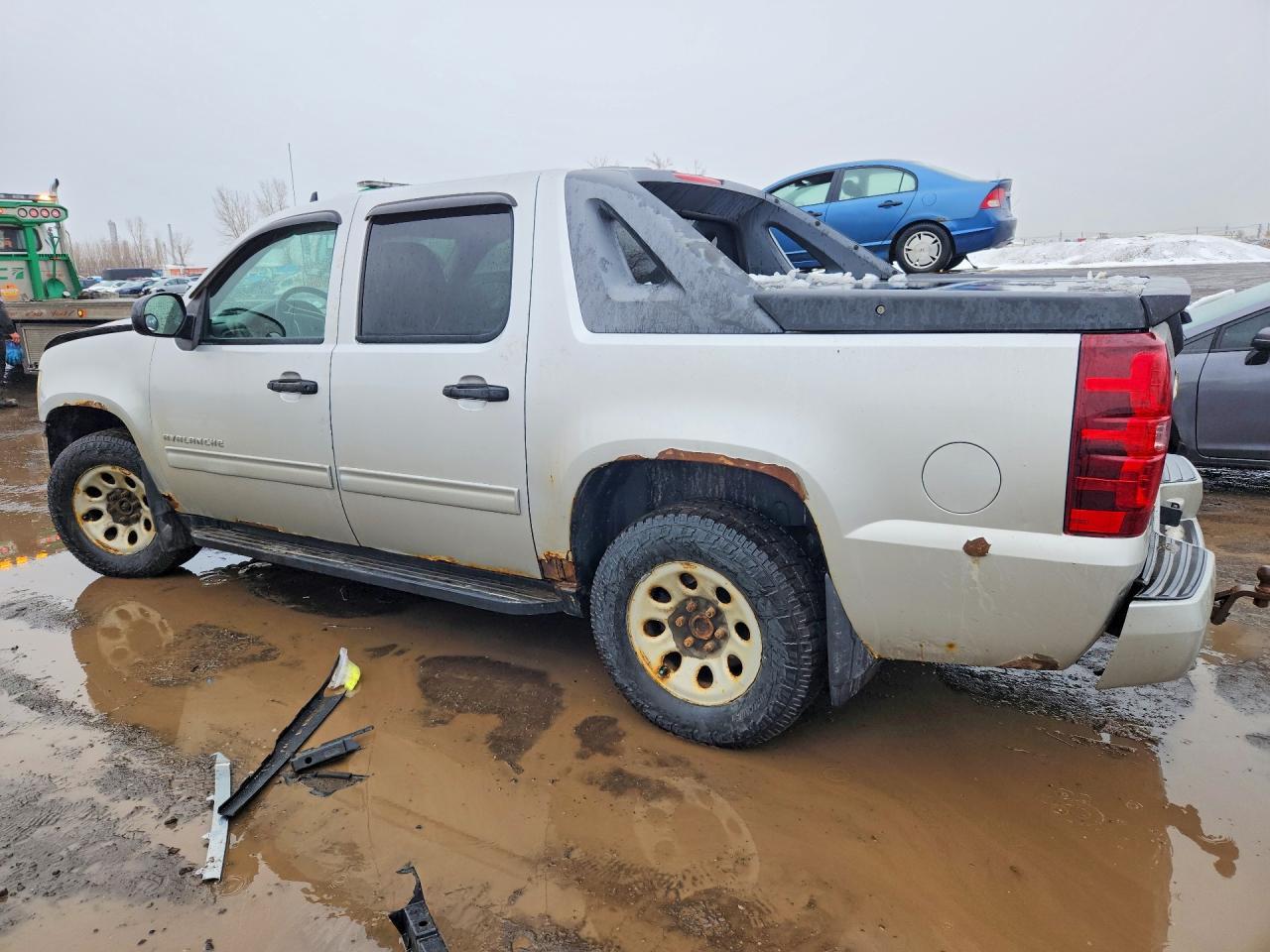2011 Chevrolet Avalanche LS