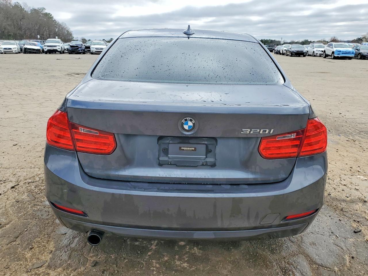 2015 BMW 320 i