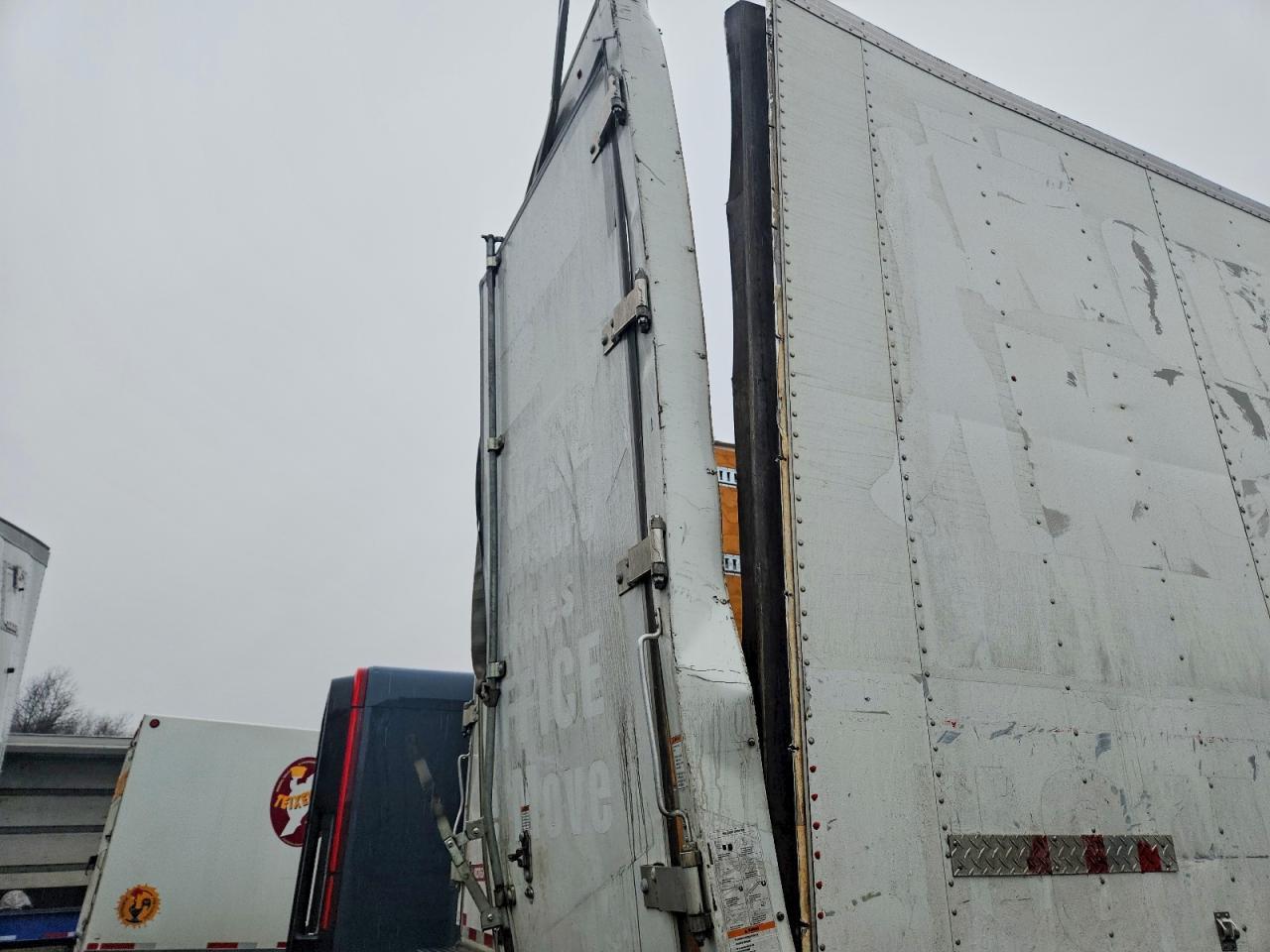 2021 International MV607 BOX Truck