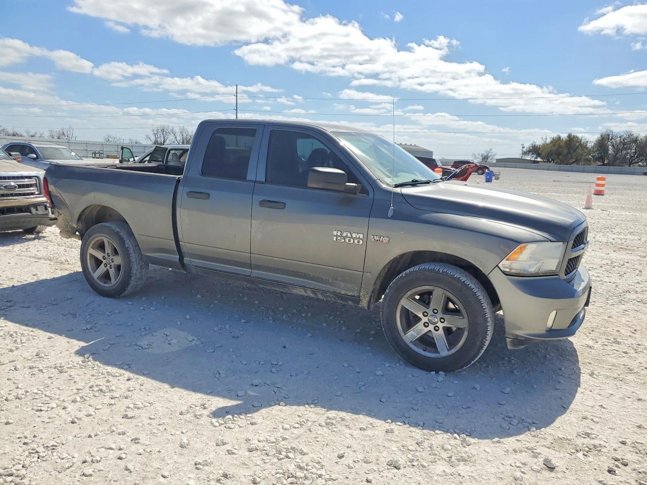 2013 Dodge Ram 1500 st