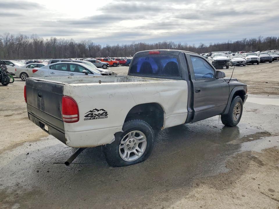 2004 Dodge Dakota sxt