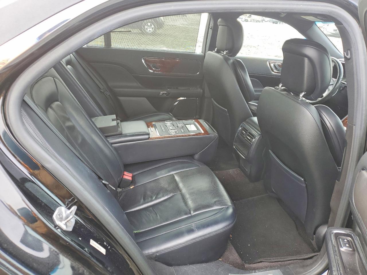 2018 Lincoln Continental