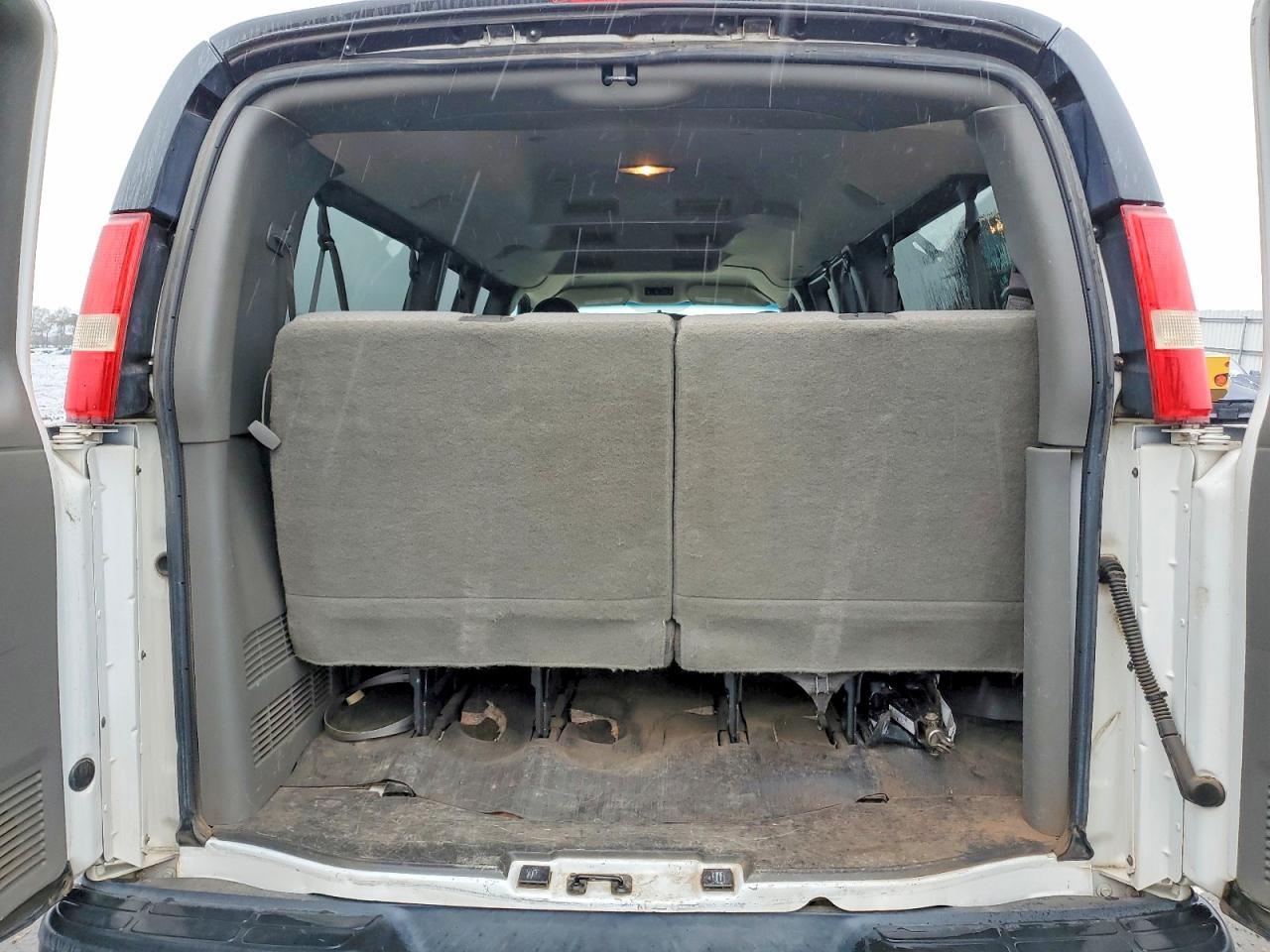 2014 Chevrolet Express G3500 LS