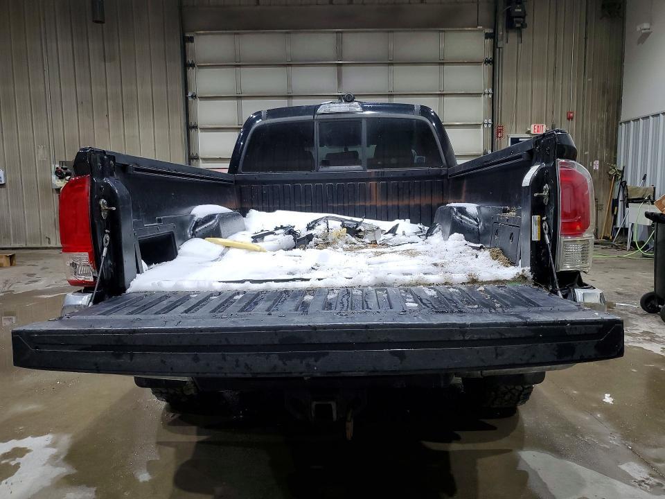 2017 Toyota Tacoma SR5 V6