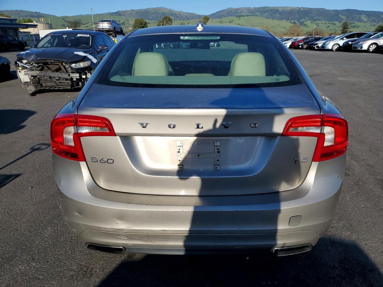 2014 Volvo S60 T5