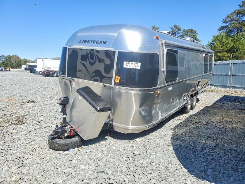 2021 Airstream Camper