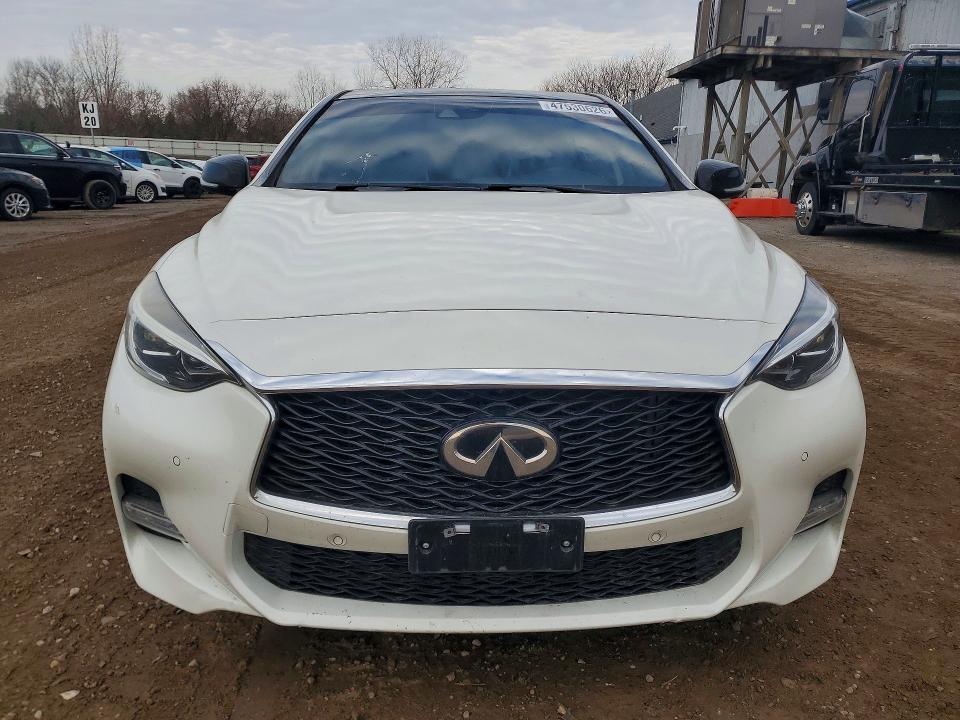 2017 Infiniti Qx30 Sport