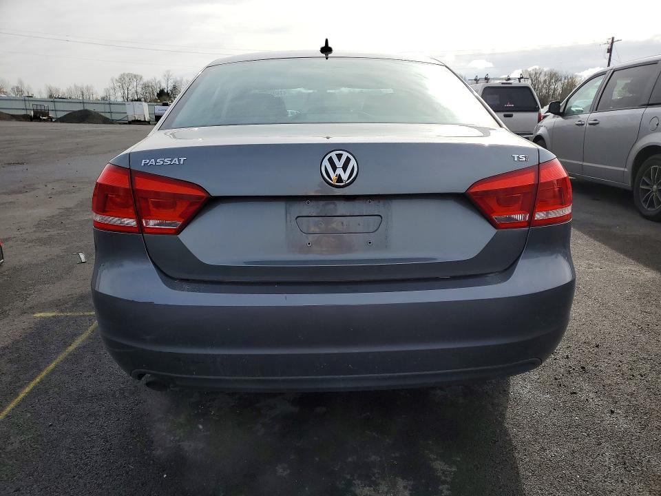 2015 Volkswagen Passat s
