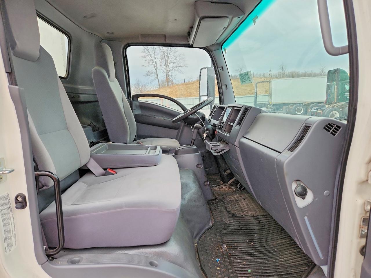 2022 Chev Rolet 4500 BOX Truck