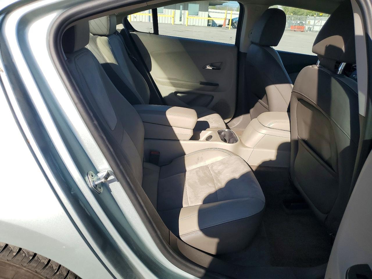 2013 Chev Volt