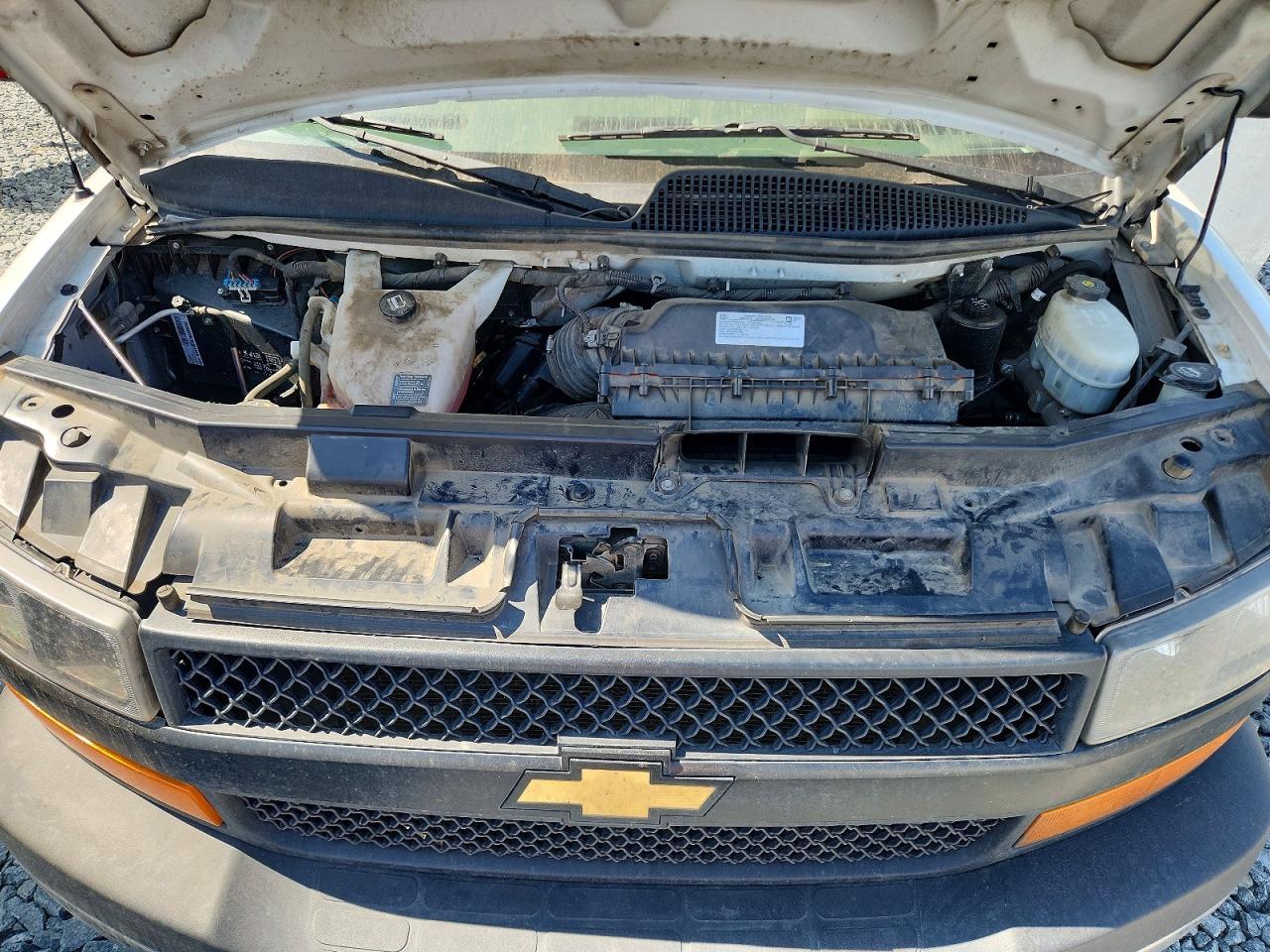 2021 Chevrolet Express BOX Truck