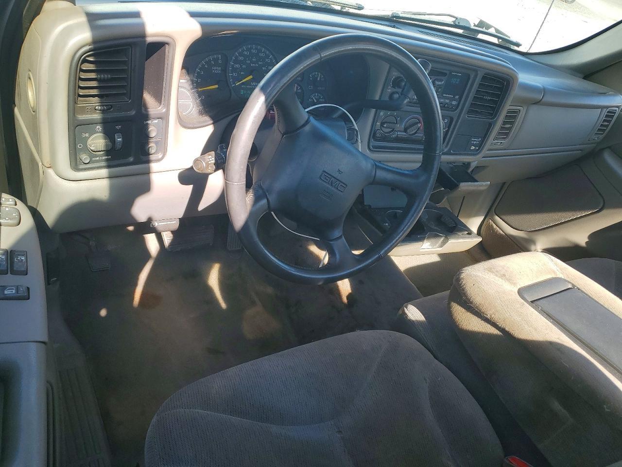1999 GMC New Sierra C1500
