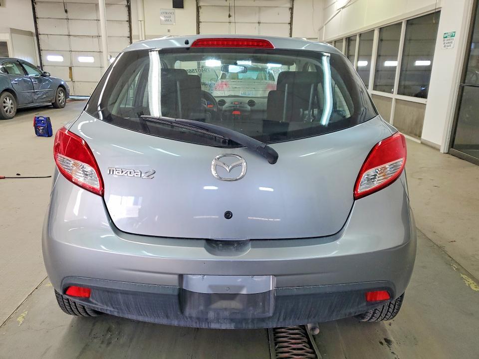 2014 Mazda 2 Sport