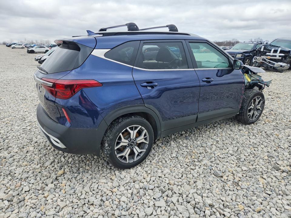 2022 KIA Seltos ex
