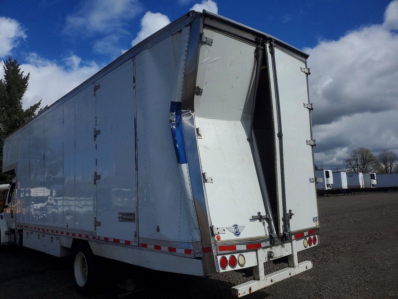 2014 Freightliner Business Class M2 BOX Truck