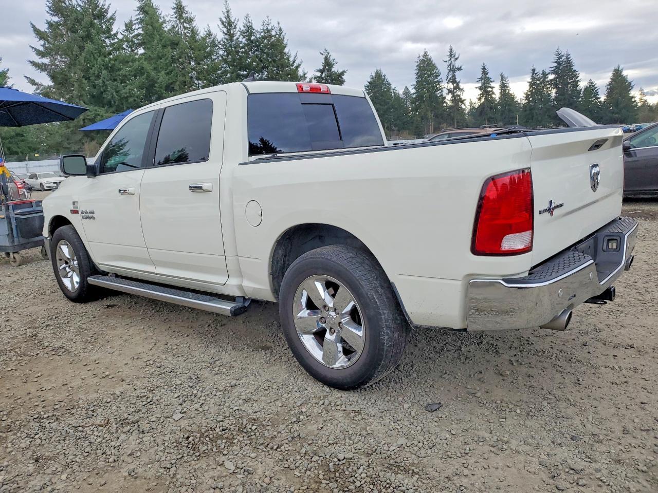 2016 Dodge RAM 1500 SLT