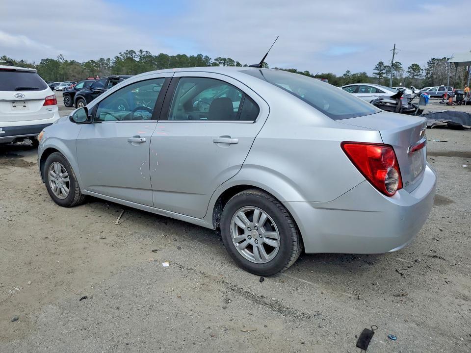 2014 Chev Sonic lt