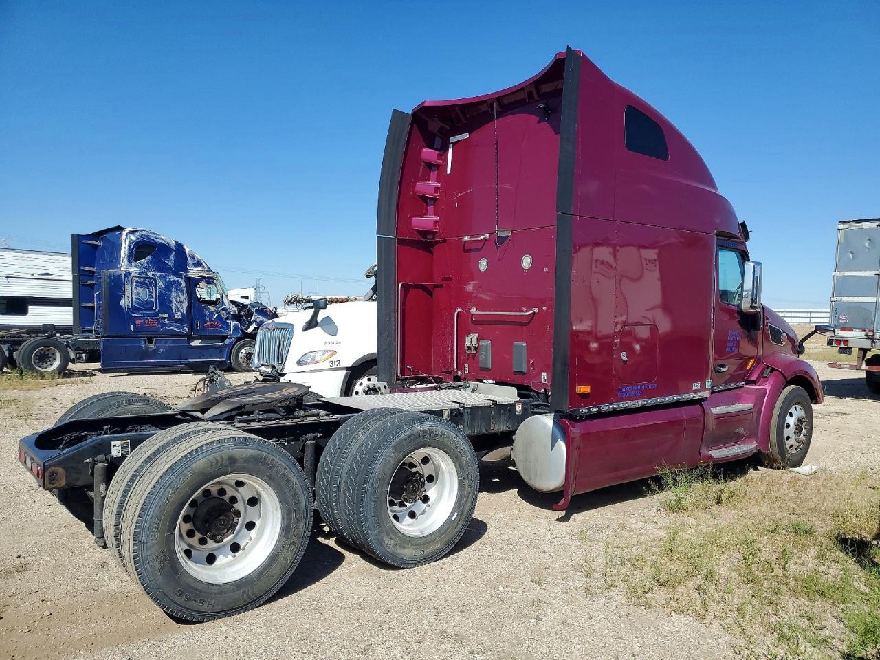 2020 Peterbilt 579 Semi Truck