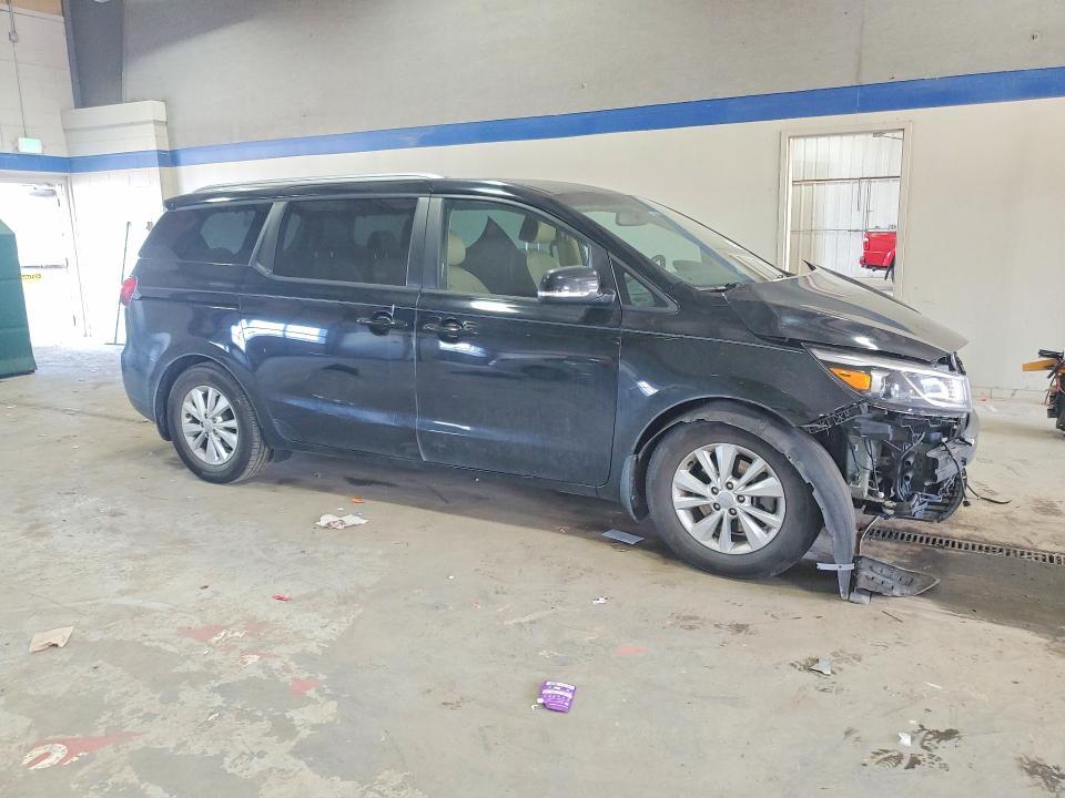 2017 KIA Sedona lx