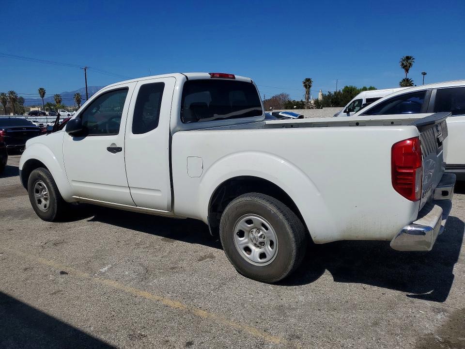2015 Nissan Frontier S