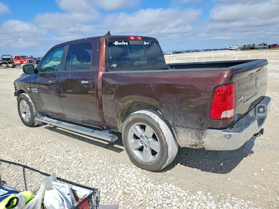 2015 Dodge RAM 1500 SLT