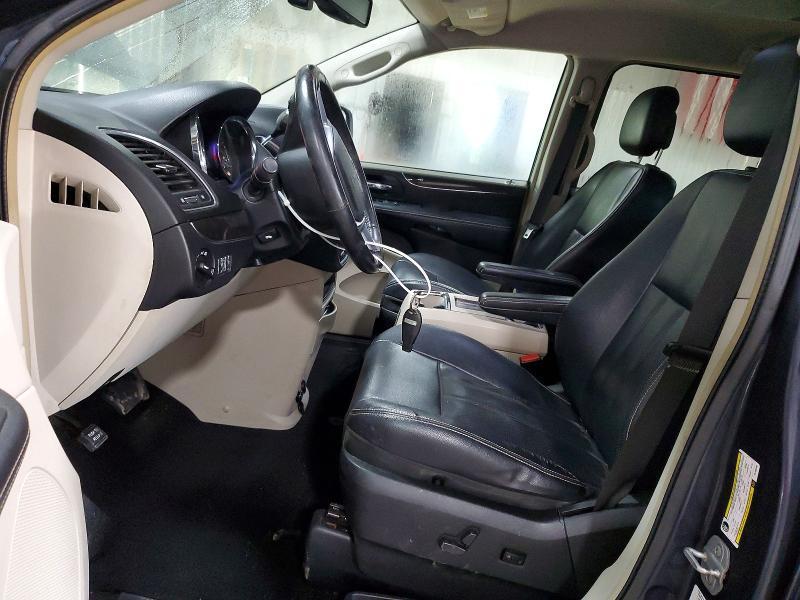 2014 Chrysler Town & Country Touring l