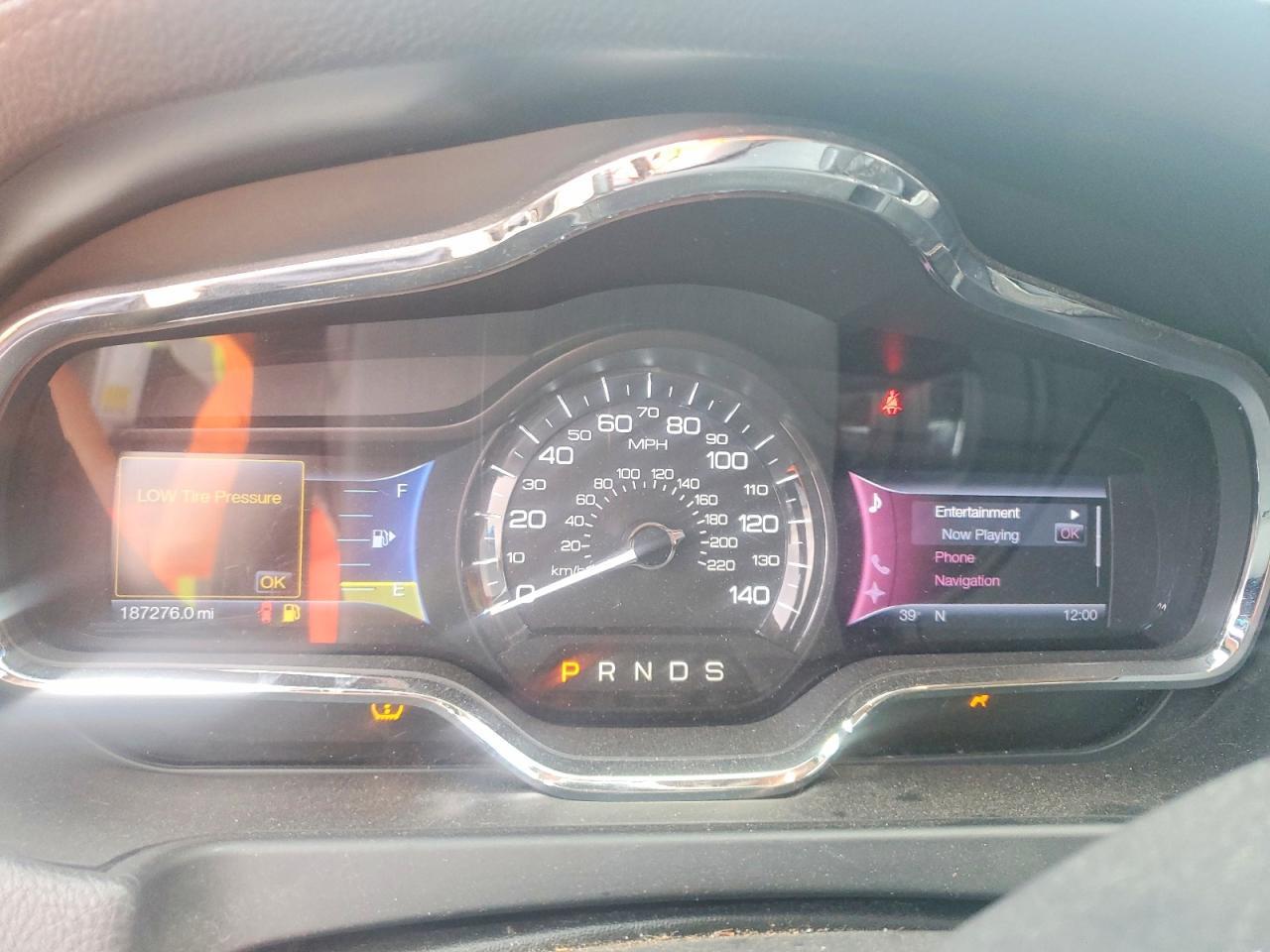 2013 Lincoln Townhouse MKT