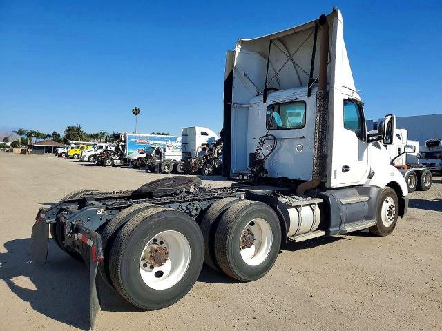 2017 Kenworth Constructi-Semi Truck