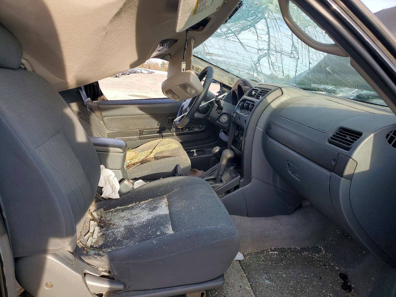 2003 Nissan Frontier SVE-V6