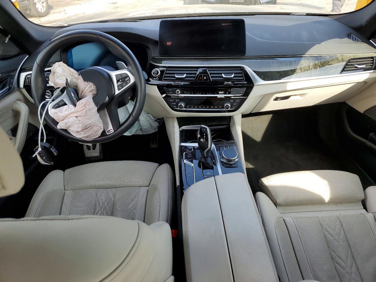 2023 BMW 530 i