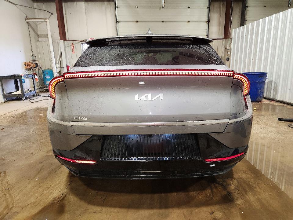 2024 KIA EV6 Wind