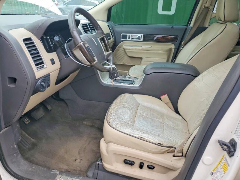 2008 Lincoln Townhouse MKX