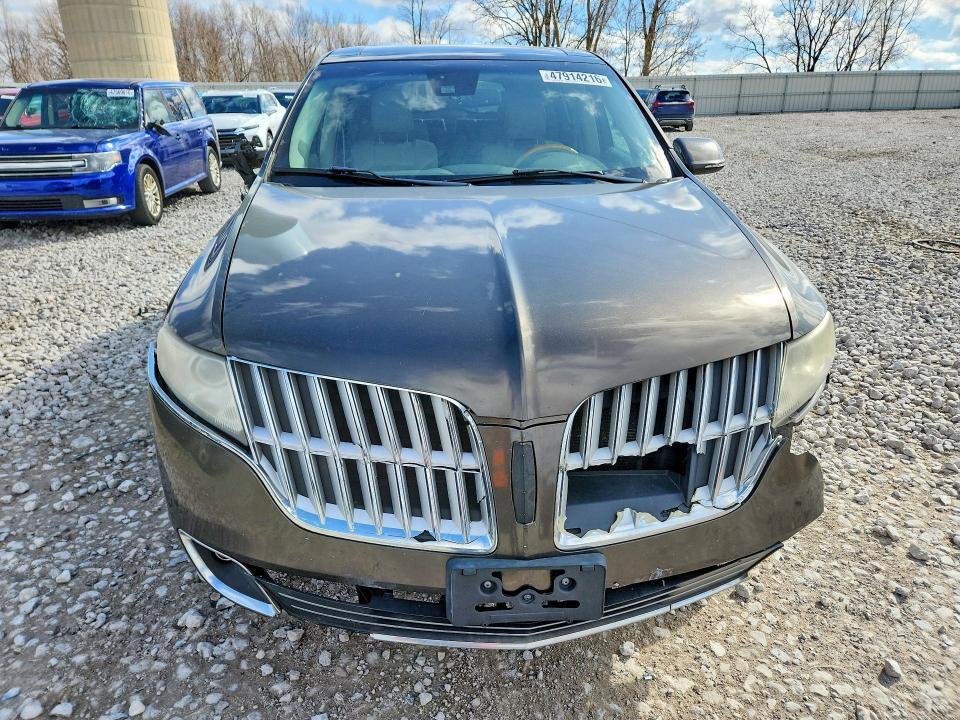2011 Lincoln MKT