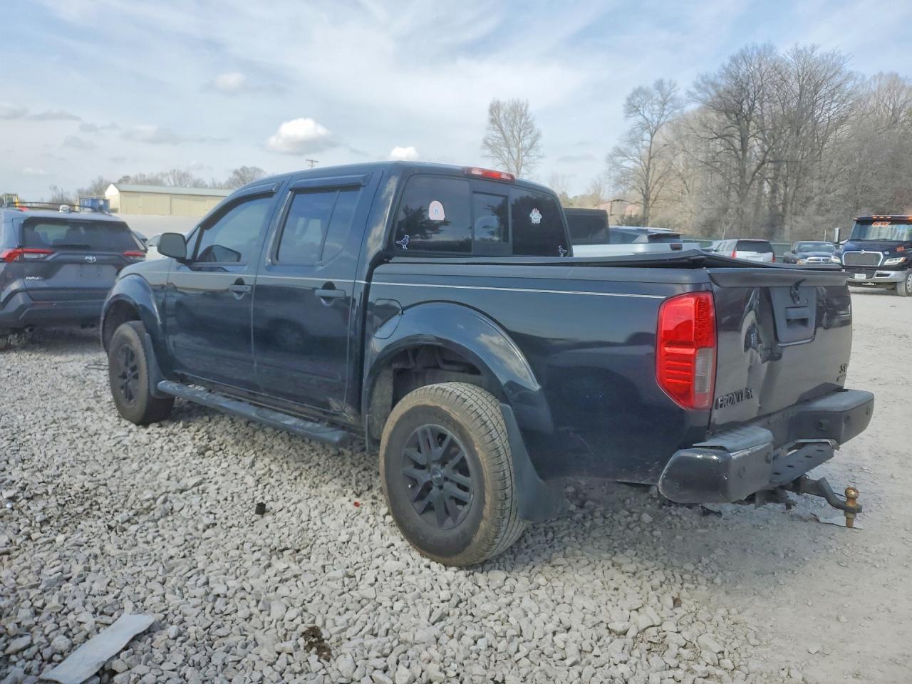 2017 Nissan Frontier SV