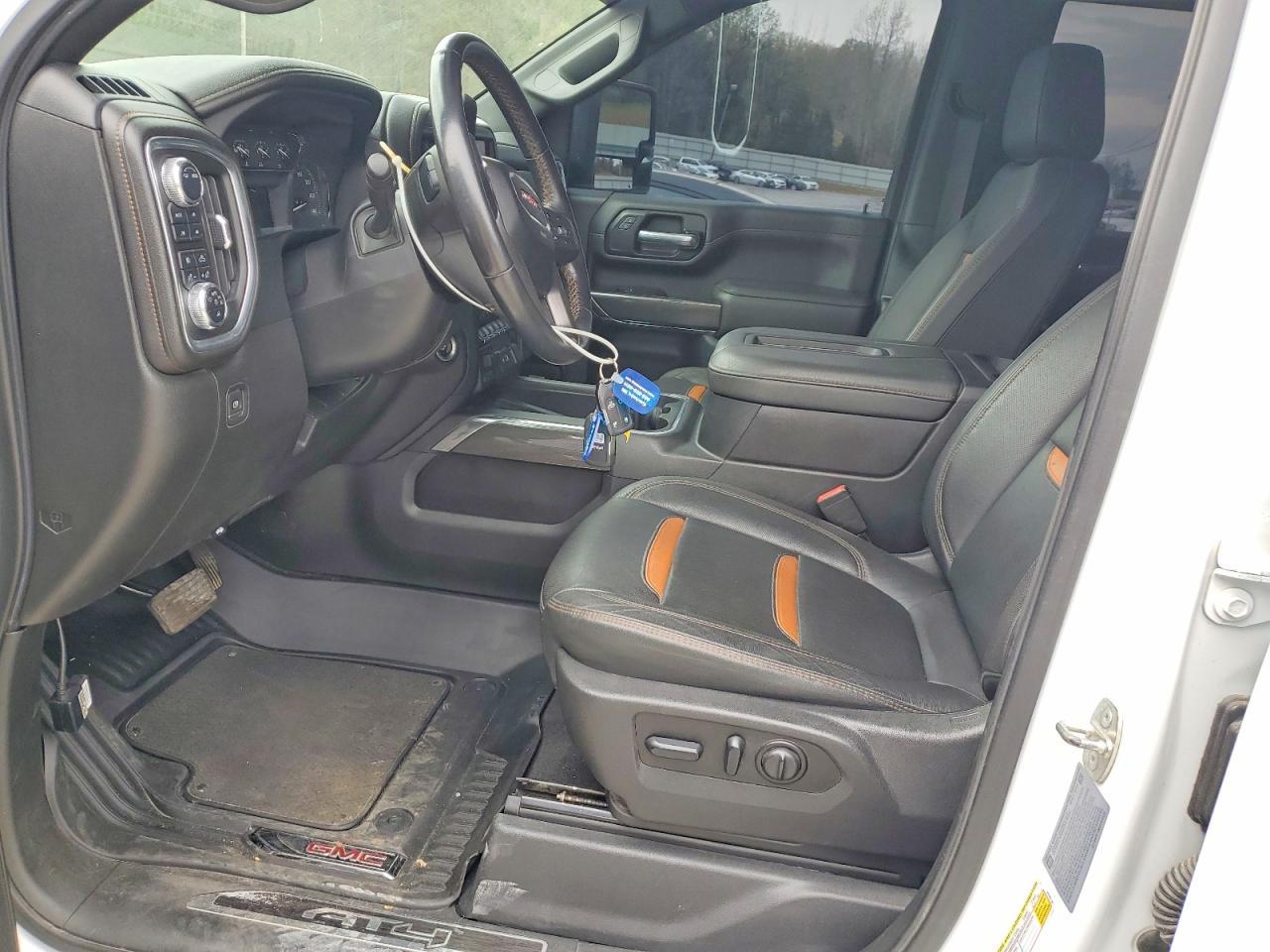 2022 GMC Sierra K2500 AT4
