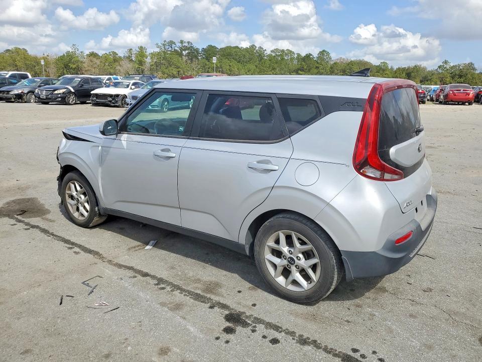 2021 KIA Soul s