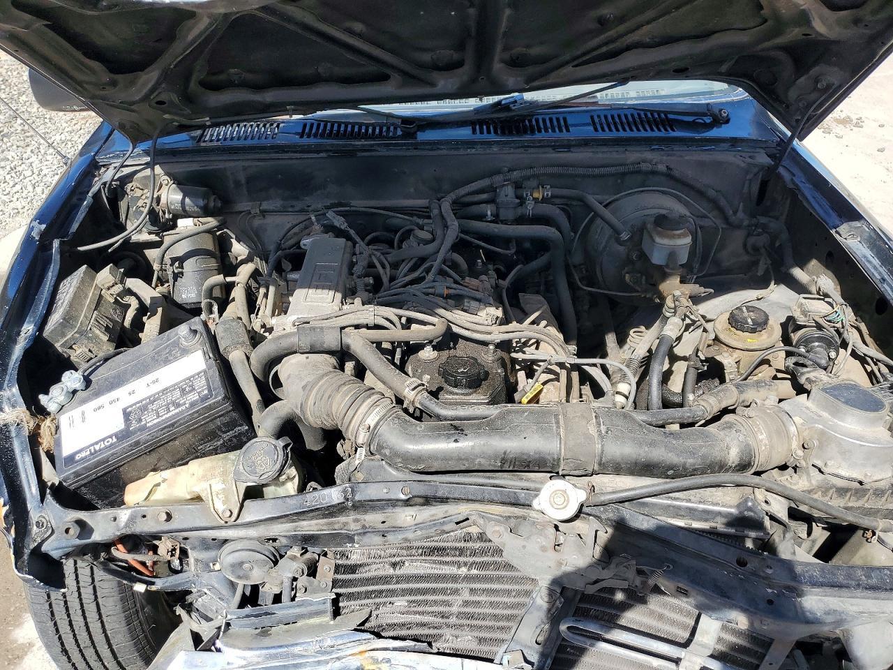 1990 Toyota Pickup Deluxe