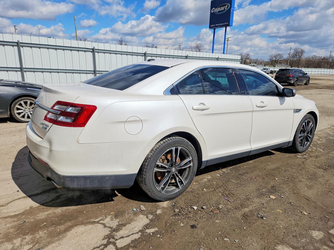 2017 Ford Taurus Limited