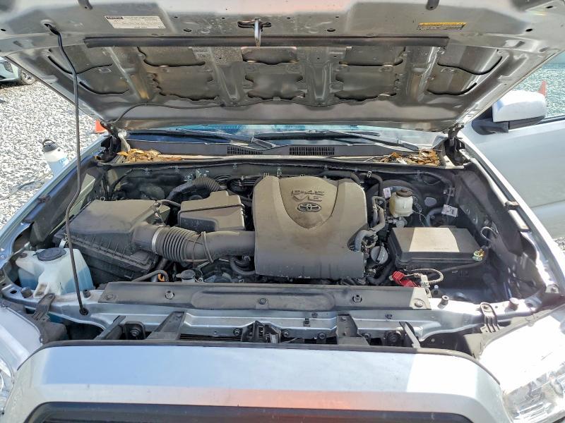 2022 Toyota Tacoma SR V6