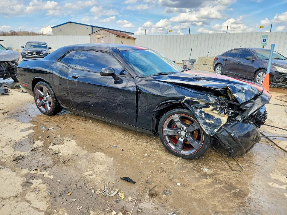 2013 Dodge Challenger sxt
