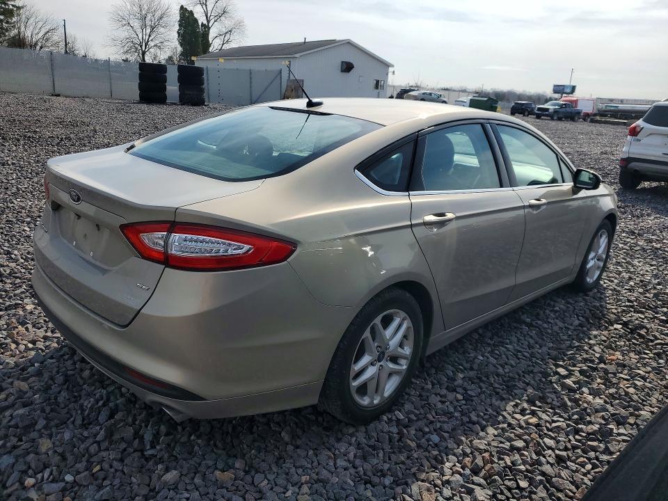 2016 Ford Fusion se